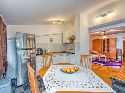 Ferienwohnung für 4 Personen (70 m²) in Poreč 4/10