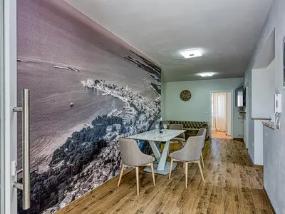 Ferienwohnung für 4 Personen (85 m²) in Poreč 1/10