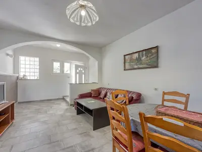 Ferienwohnung für 5 Personen (75 m²) in Poreč 3/10