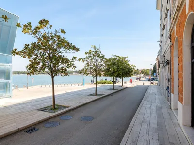 ExteriorSummer
