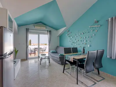 Ferienwohnung für 6 Personen (65 m²) in Poreč 1/10