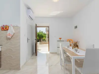 Ferienwohnung für 4 Personen (60 m²) in Poreč 10/10