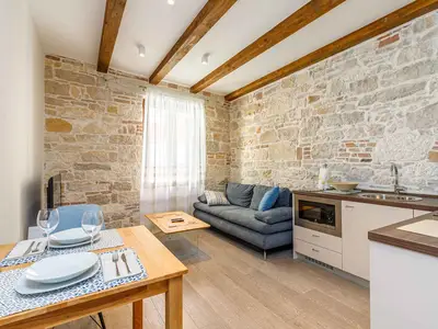 Ferienwohnung für 2 Personen (35 m²) in Poreč 1/10
