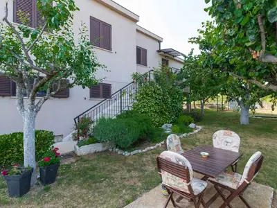 Ferienwohnung für 3 Personen (80 m²) in Dračevac 8/10