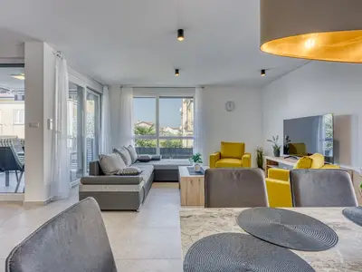 Ferienwohnung für 7 Personen (106 m²) in Poreč 7/10