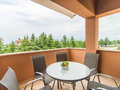 Ferienwohnung für 8 Personen (135 m²) in Poreč 2/10