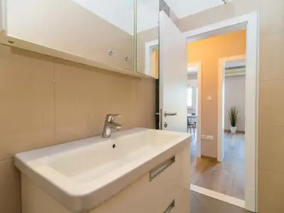 Ferienwohnung für 4 Personen (58 m²) in Poreč 9/10