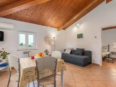 Ferienwohnung für 2 Personen (40 m²) in Poreč 1/10