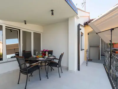 Ferienwohnung für 4 Personen (65 m²) in Poreč 3/10