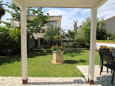 Ferienwohnung für 5 Personen (76 m²) in Poreč 1/10