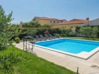 pool
