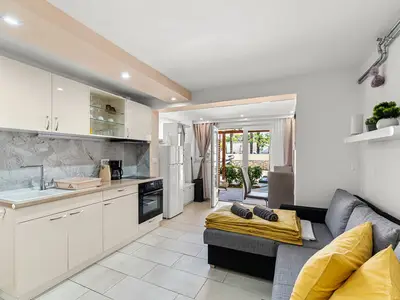 Ferienwohnung für 2 Personen (22 m²) in Poreč 8/10