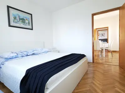 Ferienwohnung für 4 Personen (56 m²) in Poreč 1/10