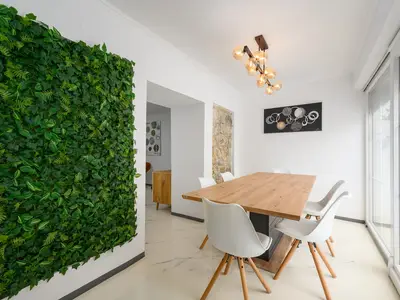 DiningRoom