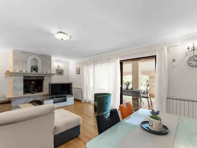 Ferienwohnung für 4 Personen (65 m²) in Poreč 1/10