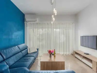 Ferienwohnung für 4 Personen (77 m²) in Poreč 1/10