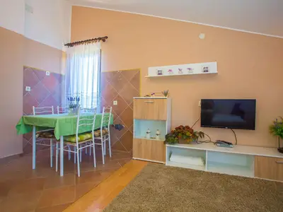 Ferienwohnung für 4 Personen (75 m²) in Poreč 8/10