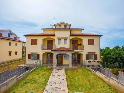 Ferienwohnung für 4 Personen (64 m²) in Poreč 2/10