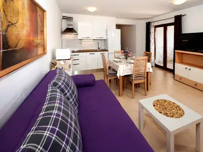 Ferienwohnung für 2 Personen (46 m²) in Poreč 1/10