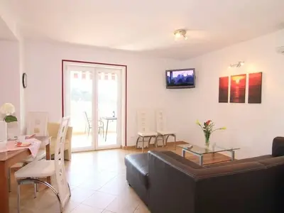 Ferienwohnung für 5 Personen (85 m²) in Poreč 3/10