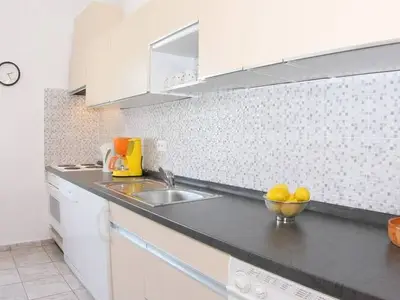 Ferienwohnung für 5 Personen (65 m²) in Poreč 5/10