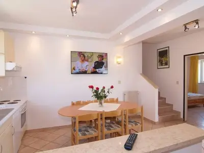 Ferienwohnung für 8 Personen (100 m²) in Poreč 9/10