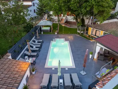 Beheizter Pool, Jacuzzi nicht im Angebot
