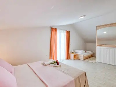 Ferienwohnung für 4 Personen (56 m²) in Poreč 10/10