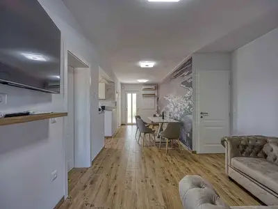 Ferienwohnung für 4 Personen (85 m²) in Poreč 1/10