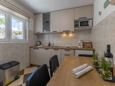 Ferienwohnung für 4 Personen (78 m²) in Poreč 6/10