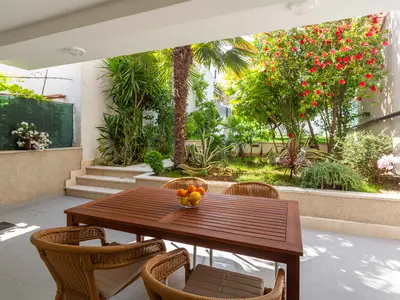 Ferienwohnung für 2 Personen (45 m²) in Poreč 1/10