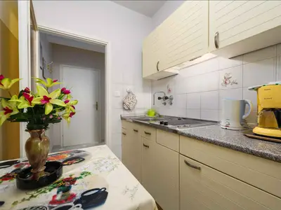 Ferienwohnung für 2 Personen (30 m²) in Poreč 6/10