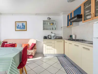 Ferienwohnung für 4 Personen (60 m²) in Poreč 1/10