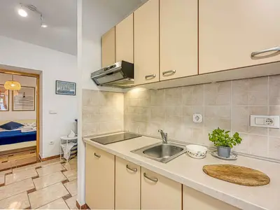 Ferienwohnung für 3 Personen (35 m²) in Poreč 3/10