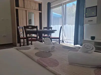 Ferienwohnung für 2 Personen (30 m²) in Poreč 1/10