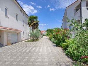 23781018-Ferienwohnung-4-Poreč-300x225-4