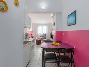 19403637-Ferienwohnung-4-Poreč-300x225-4