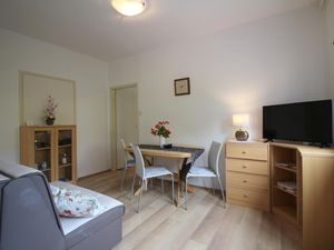 22806977-Ferienwohnung-3-Poreč-300x225-3