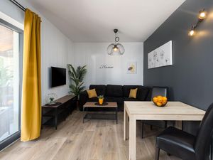 23438576-Ferienwohnung-2-Poreč-300x225-5