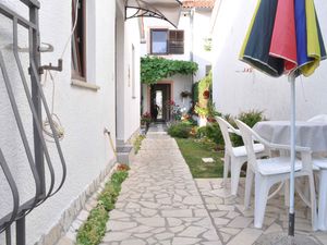 23768315-Ferienwohnung-4-Poreč-300x225-1