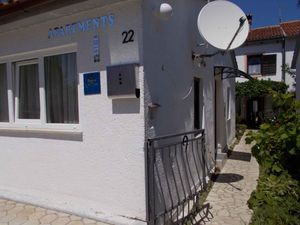 23768315-Ferienwohnung-4-Poreč-300x225-5