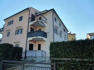 23771185-Ferienwohnung-5-Poreč-300x225-3