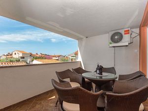 23771585-Ferienwohnung-6-Poreč-300x225-3