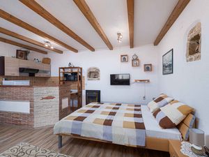 23924581-Ferienwohnung-3-Poreč-300x225-5