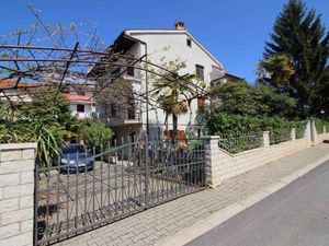 23774126-Ferienwohnung-3-Poreč-300x225-1