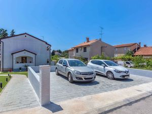 23776451-Ferienwohnung-3-Poreč-300x225-3