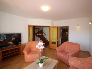 18285984-Ferienwohnung-8-Poreč-300x225-4