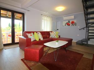 22695591-Ferienwohnung-4-Poreč-300x225-2