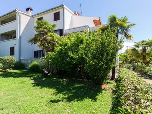 23951144-Ferienwohnung-2-Poreč-300x225-3