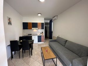 23663610-Ferienwohnung-3-Poreč-300x225-1